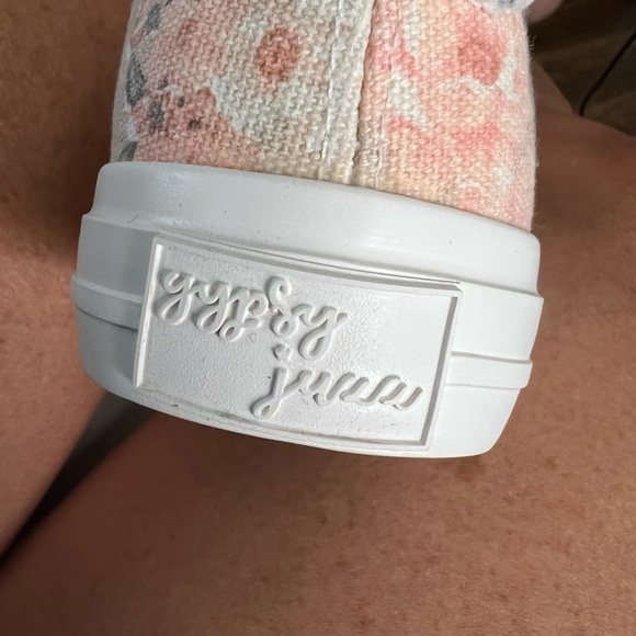 Slip on Sneakers - Picture 3 of 5